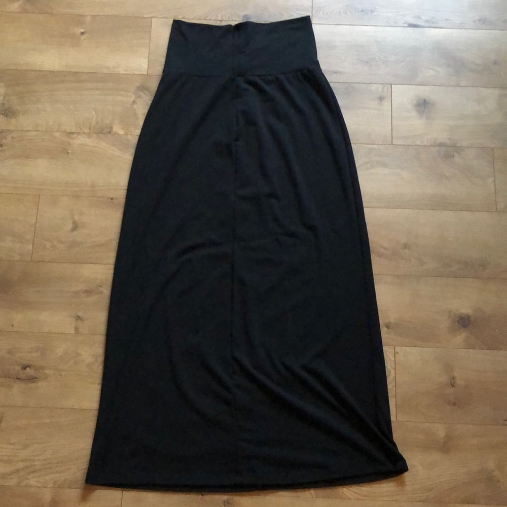Eddie Bauer maxi skirt size small